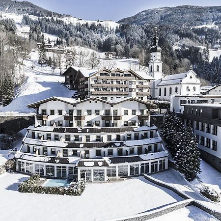 Ferienhotel Hoppet Hart im Zillertal Exterior photo